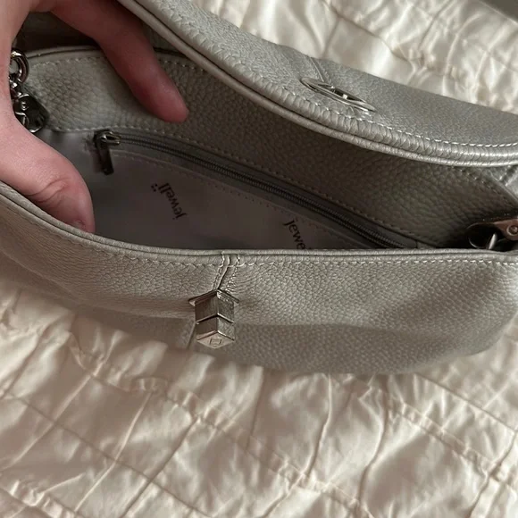 Jewell by Thirty One crossbody purse - Picture 3 of 12